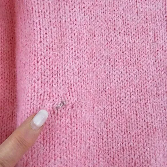 American VTG Womens Sz M Hand Knit Beaded Sweater Pullover Maple Leafs Holiday - Picture 11 of 12